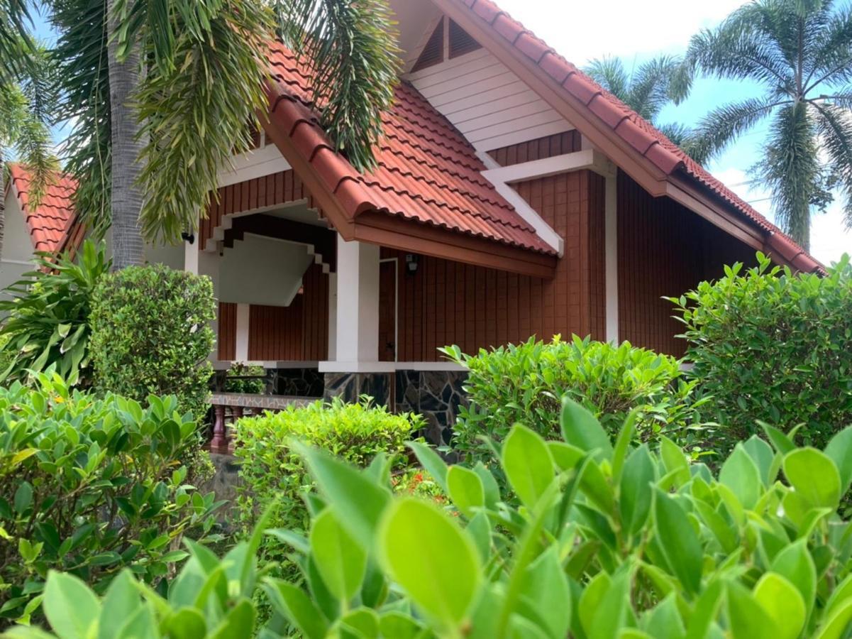 Bunraksa Resort Kamphaeng Phet Exterior photo